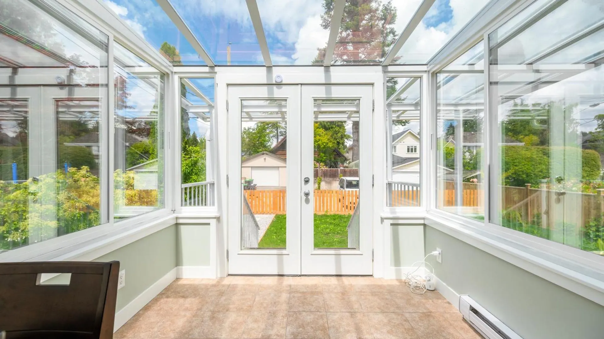 Comfort House In Kerrisdale Private And Shared Rooms Vancouver Kanada