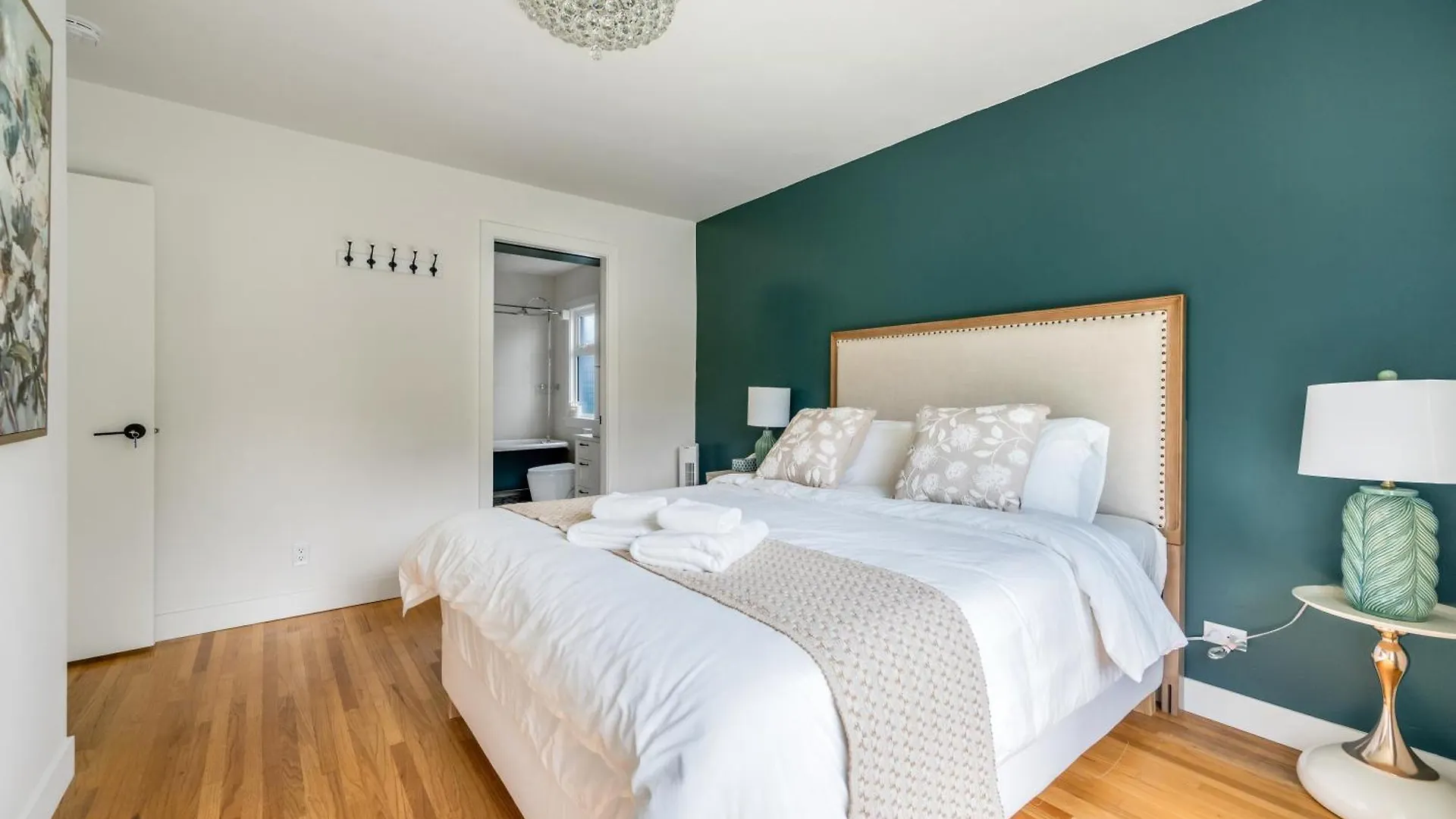 Comfort House In Kerrisdale Private And Shared Rooms Vancouver 0*,  Canada
